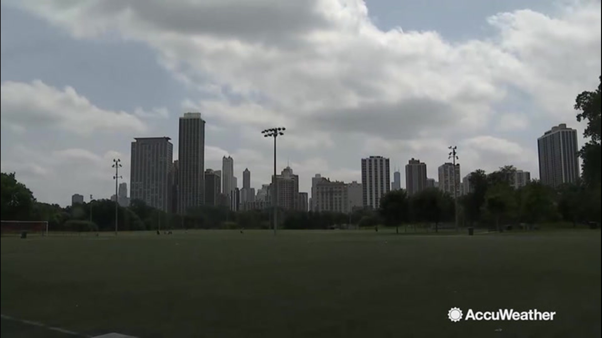 Chicago, Illinois is just one of many city's across the United States that is getting hit with a debilitating heatwave. AccuWeather's Blake Naftel has more information on how people in the 'Windy City' to talk about residents are dealing with the high temperatures.