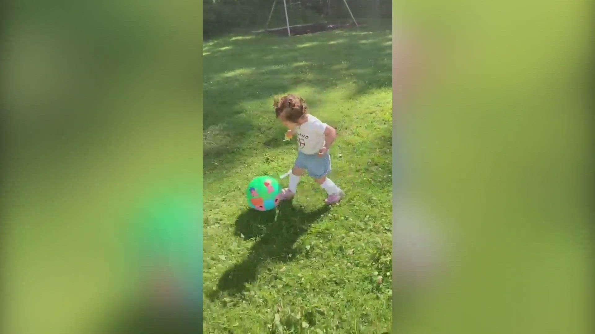 A toddler who defied the odds can be seen walking in a video even after doctors told her she wouldn't walk again! Buzz60's Mercer Morrison has the story.