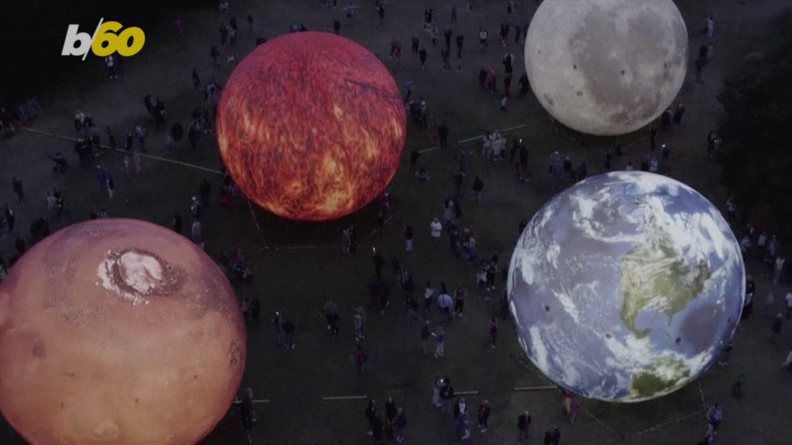 Solar, Lunar, Earth, And Mars Models Light Up At Czech Planetarium