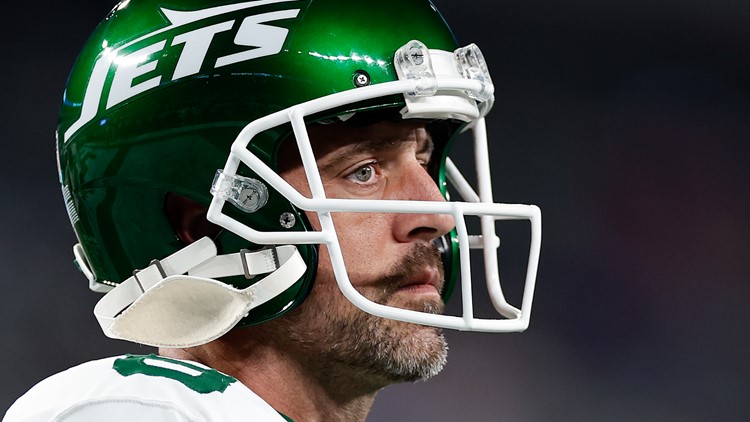 Rodgers leaves Jets debut with injury, coach fears Achilles damage