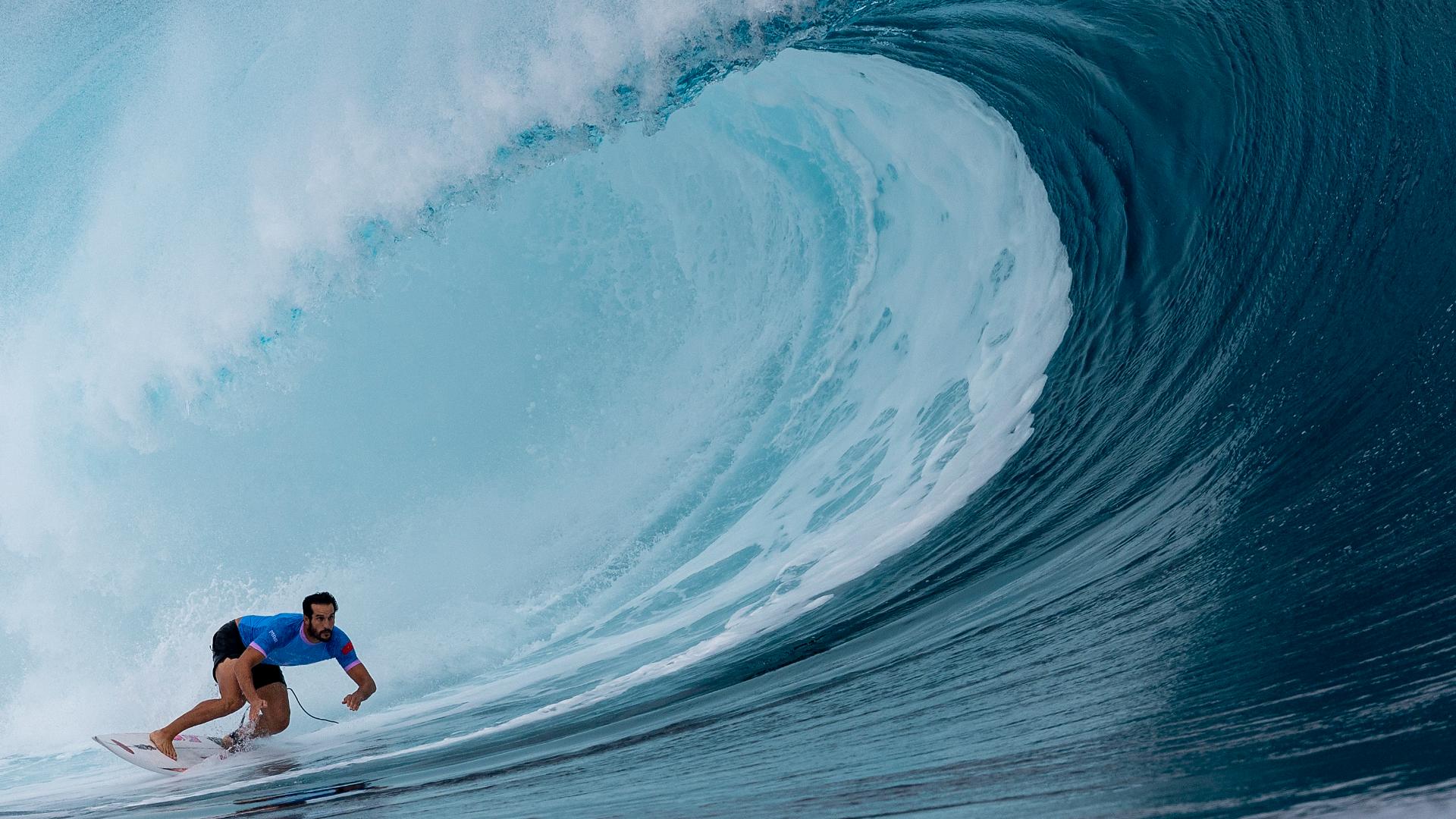 How photographers are capturing Olympic surfing