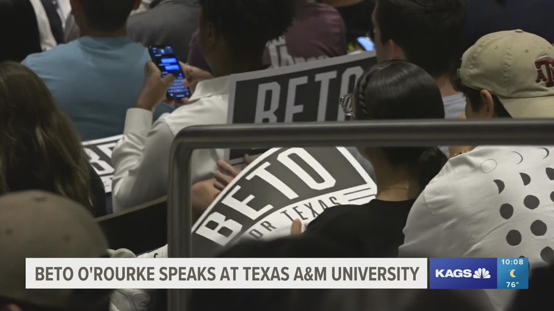 Beto O'Rourke speaks at Texas A&M University during college tour