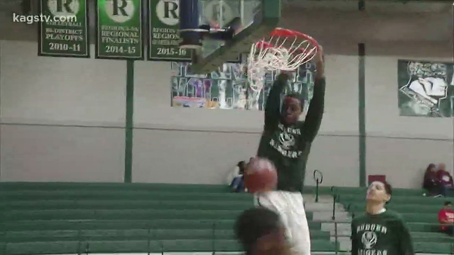 No. 17 Rudder defeated Waller 80-40 on Monday.