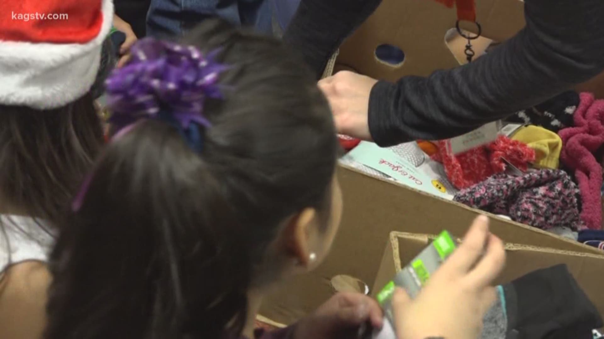 Many spend their time during the holiday season giving back. Students at Fannin Elementary learned the lesson hands on.