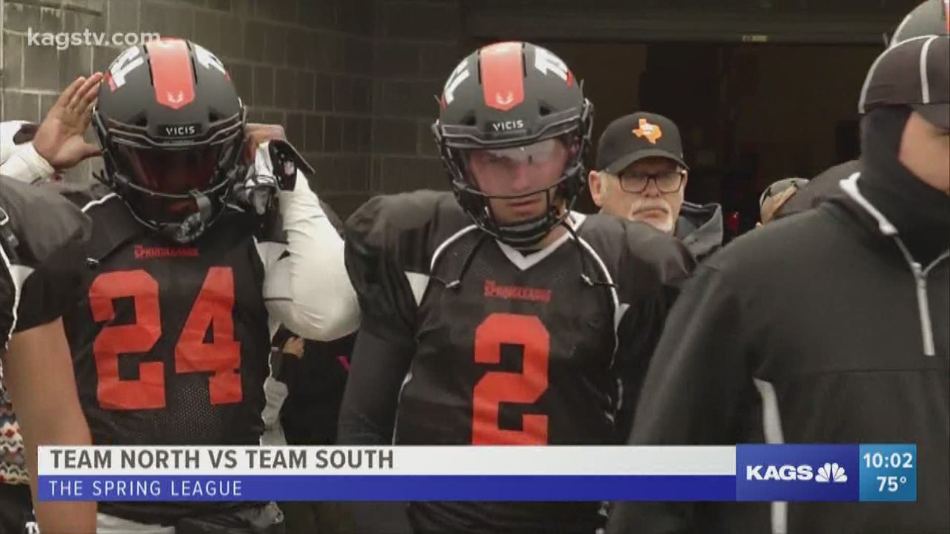 Johnny Manziel threw a touchdown pass in his first football game since 2015 at the Spring League in Austin on Saturday.