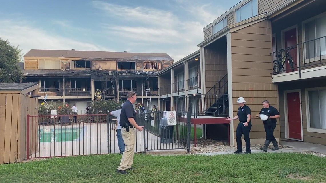 fire destroys 12 homes at treehouse apartments in college station kagstv com