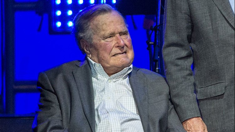 George HW Bush to remain hospitalized through weekend, spokesman says