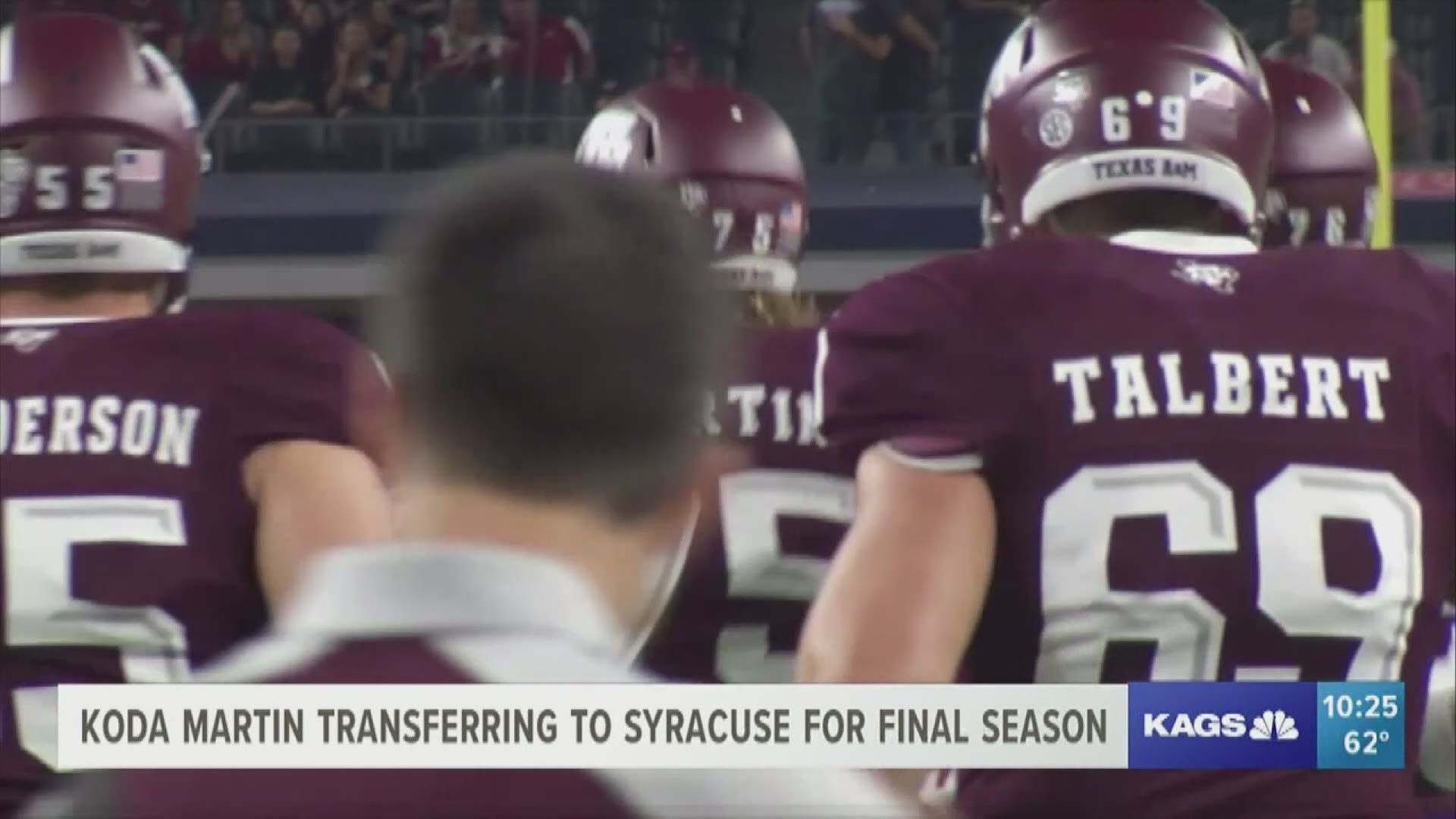 Texas A&M offensive lineman Koda Martin announced on Twitter on Thursday that he is transferring to Syracuse for his final year of eligibility.