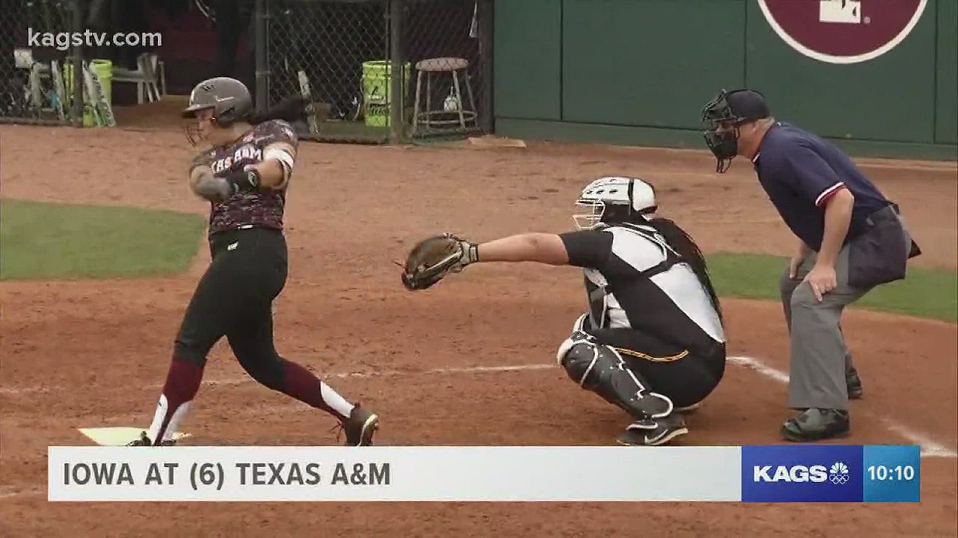 Tori Vidales' solo shot in the bottom of the 7th gave A&M a 3-2 win over Iowa.