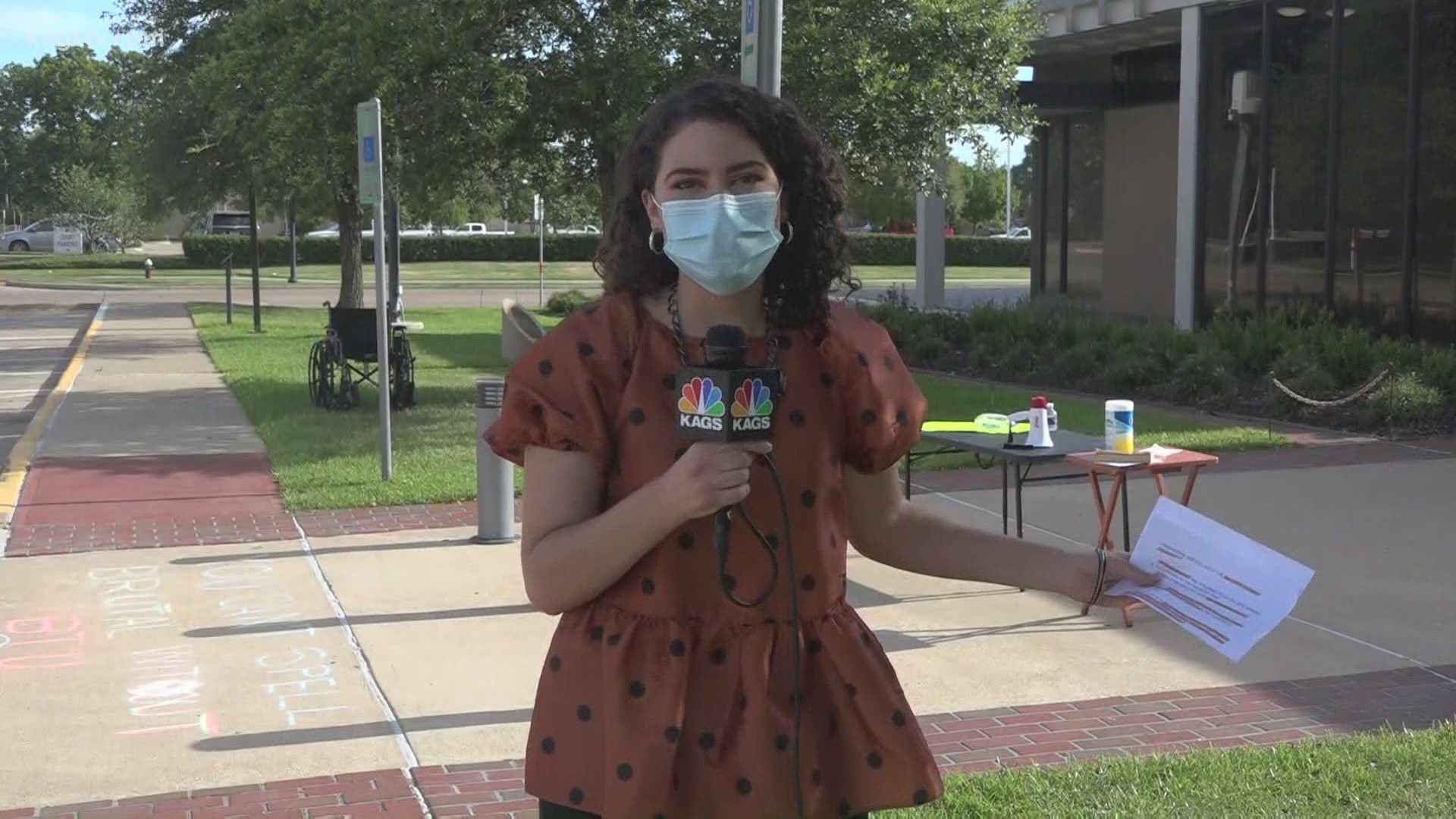 Gabriela Garcia reports in front of BTU where one of the protesters there shares her thoughts on why the company should listen to their demands.