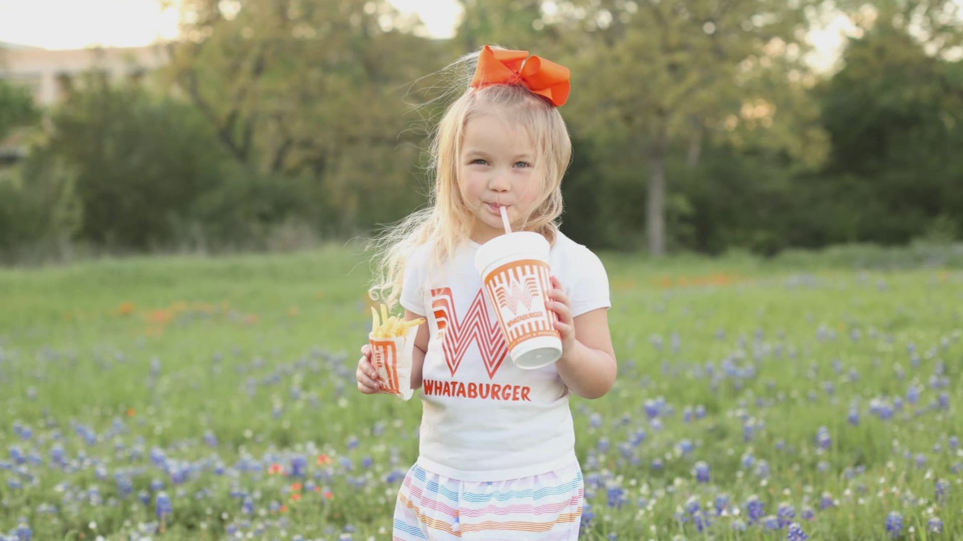 Whataburger Bluebonnet photoshoot at George Bush Library pairs two