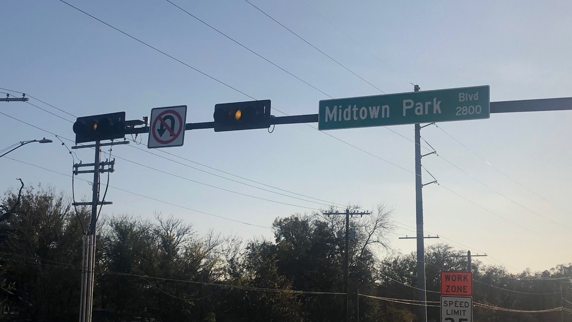 Traffic lights near Travis Bryan Midtown park to activate Friday - Vimarsana News
