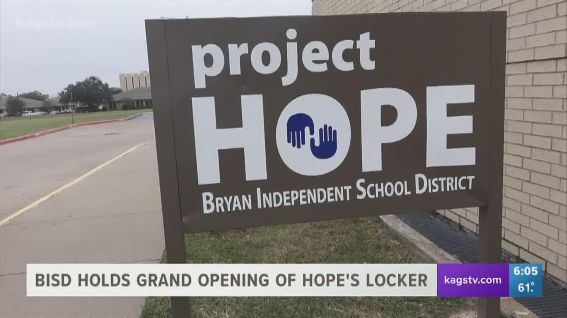 This morning, Bryan ISD celebrated the grand opening of Hope's Locker, a free store where the district's students and their families can shop for new and gently used clothing and other items.
