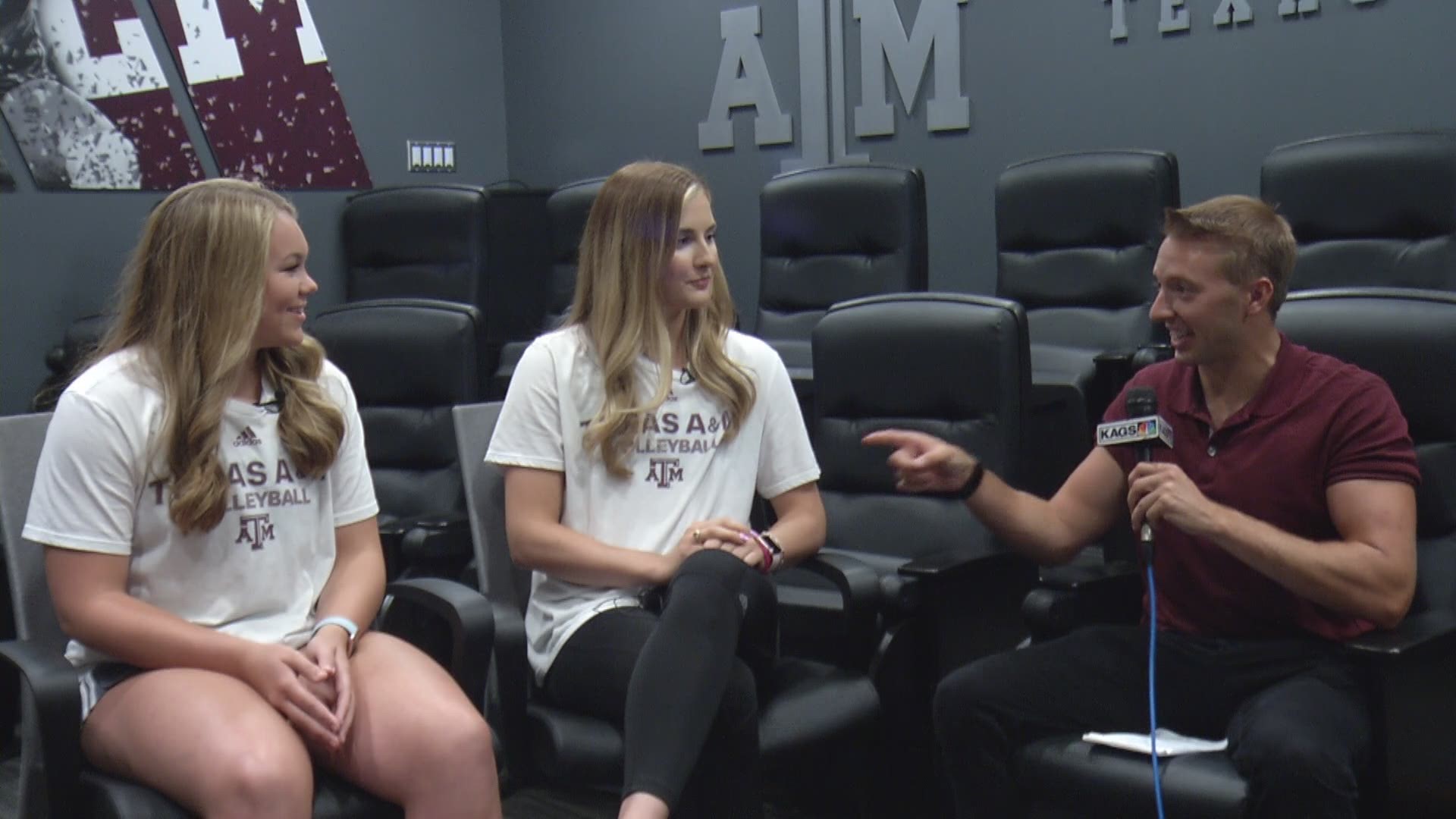 Texas A&M Volleyball seniors Hollan Hanns and Haley Slocum preview the upcoming 2019 season.
