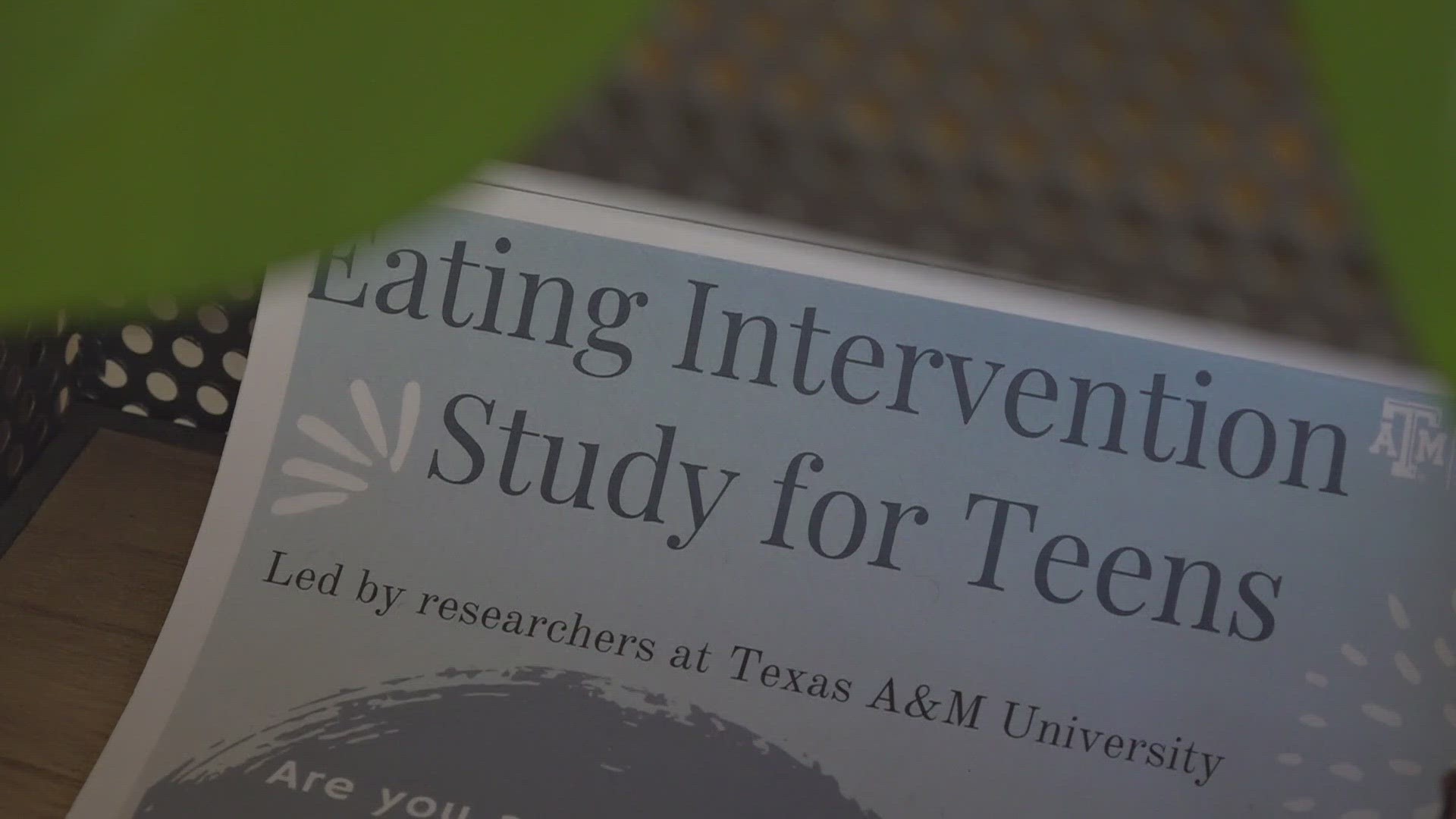 A certified eating disorder specialist gives advice on what to look out for in your child's eating habits to recognize an eating disorder as they get back to school.