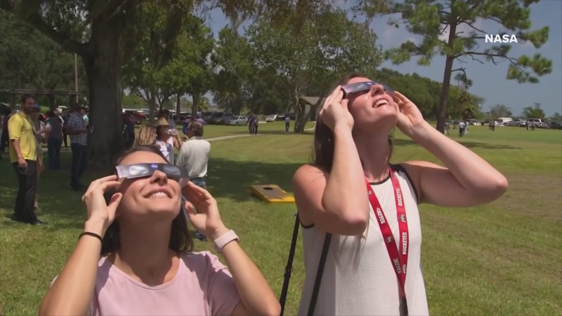 Experts warn to protect your eyes during total solar eclipse - Vimarsana News