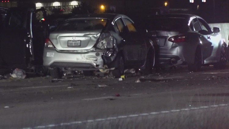 2 children die in I-35 crash near Temple during Thanksgiving holiday travel