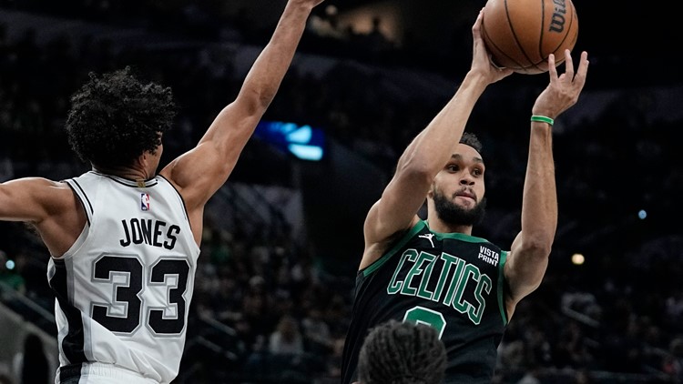 Shorthanded Spurs fight Celtics into the final minute before falling, 121-116