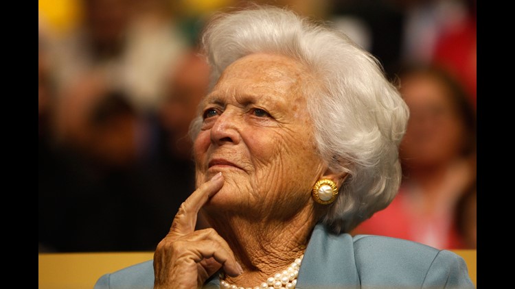 Barbara Bush in 'failing health,' declines medical care