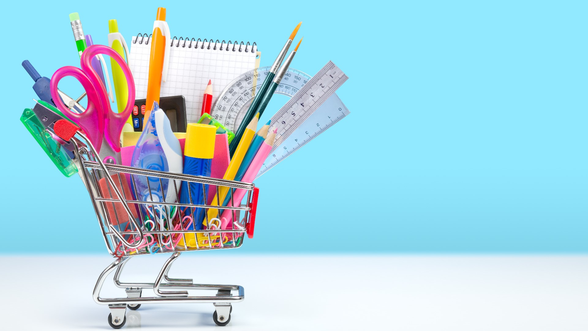 Which Texas store has the cheapest school supplies?