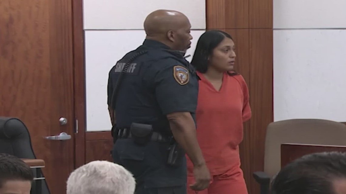 HPD: Woman didn't try to save baby after giving birth in toilet ...