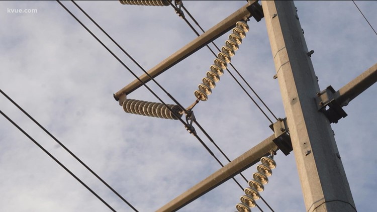 Texas power grid manager lowers power grid threat level for weekend weather