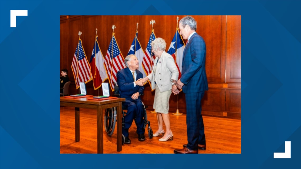 2 Texas service members awarded posthumous Medals of Honor - Vimarsana News