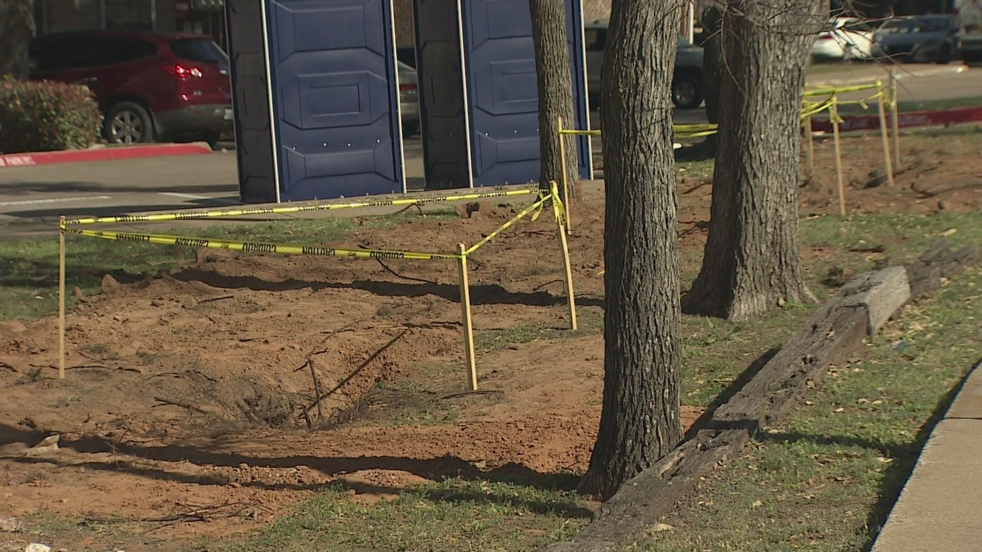 Airic Waller lives in The Reserve at Bellevue in east Fort Worth, and after being without water for weeks, he just found out he has to find a new place to live.