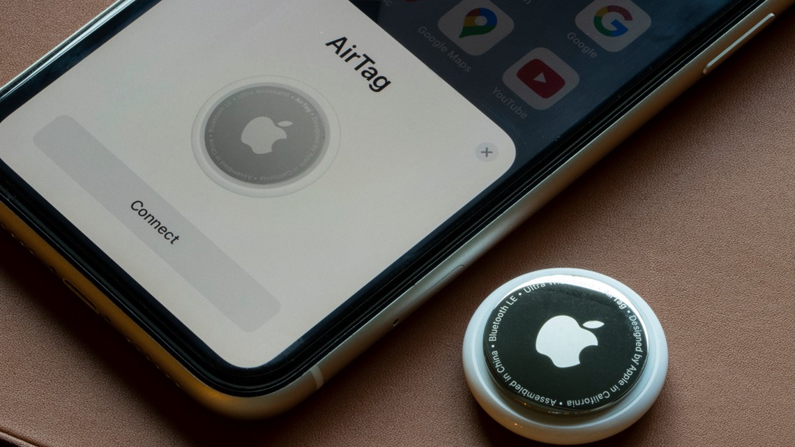 Apple warns Houston woman of 'unknown device' in her car - Vimarsana News
